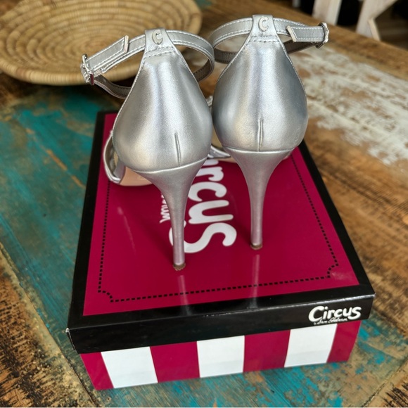 Sam Edelman Silver Studded Heels - Picture 4 of 5